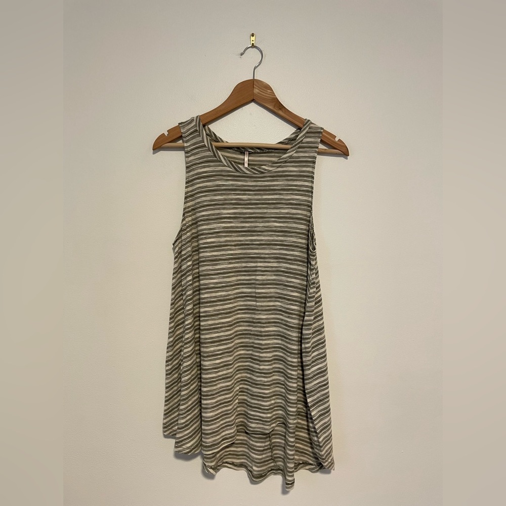 Poof Size M Flowy Stripes Tunic Dress